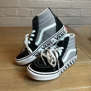 Vans High Top Gray & Black Skateboard 🛹 Sneakers Sz 2